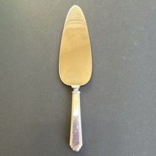 Lunt William and Mary 1921 Cake Server Sterli...