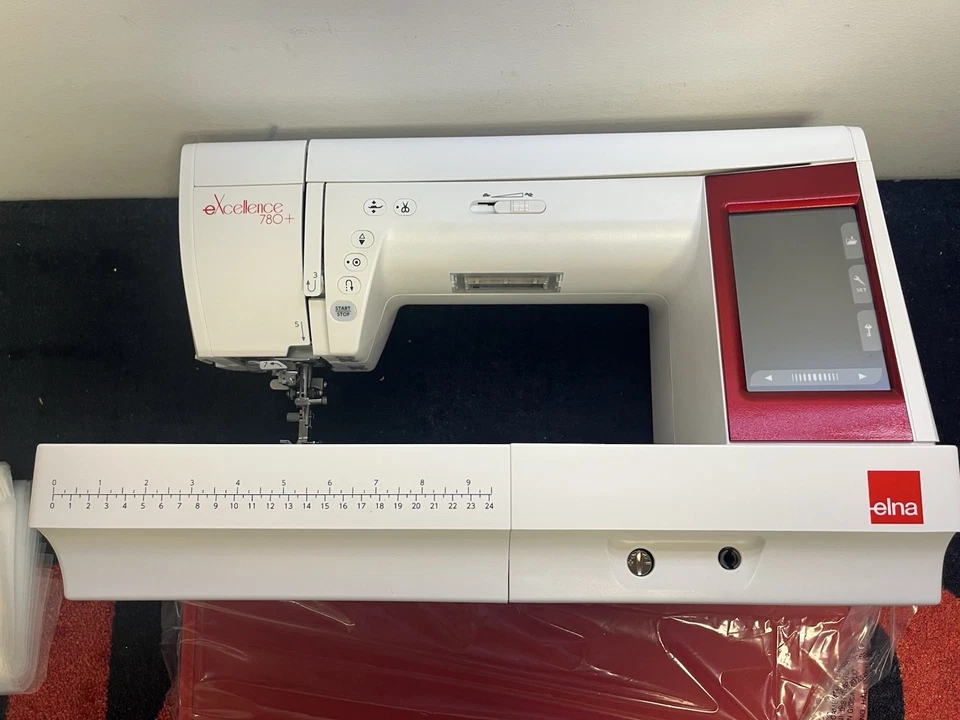 Elna Excelente 780+ Foto 2 de 4