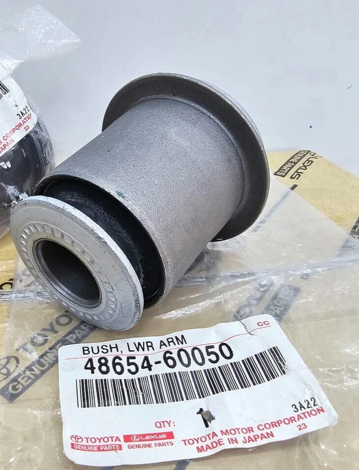 Toyota 48654-60050 Genuine OEM Bush front lower arm No.1 RH GX460