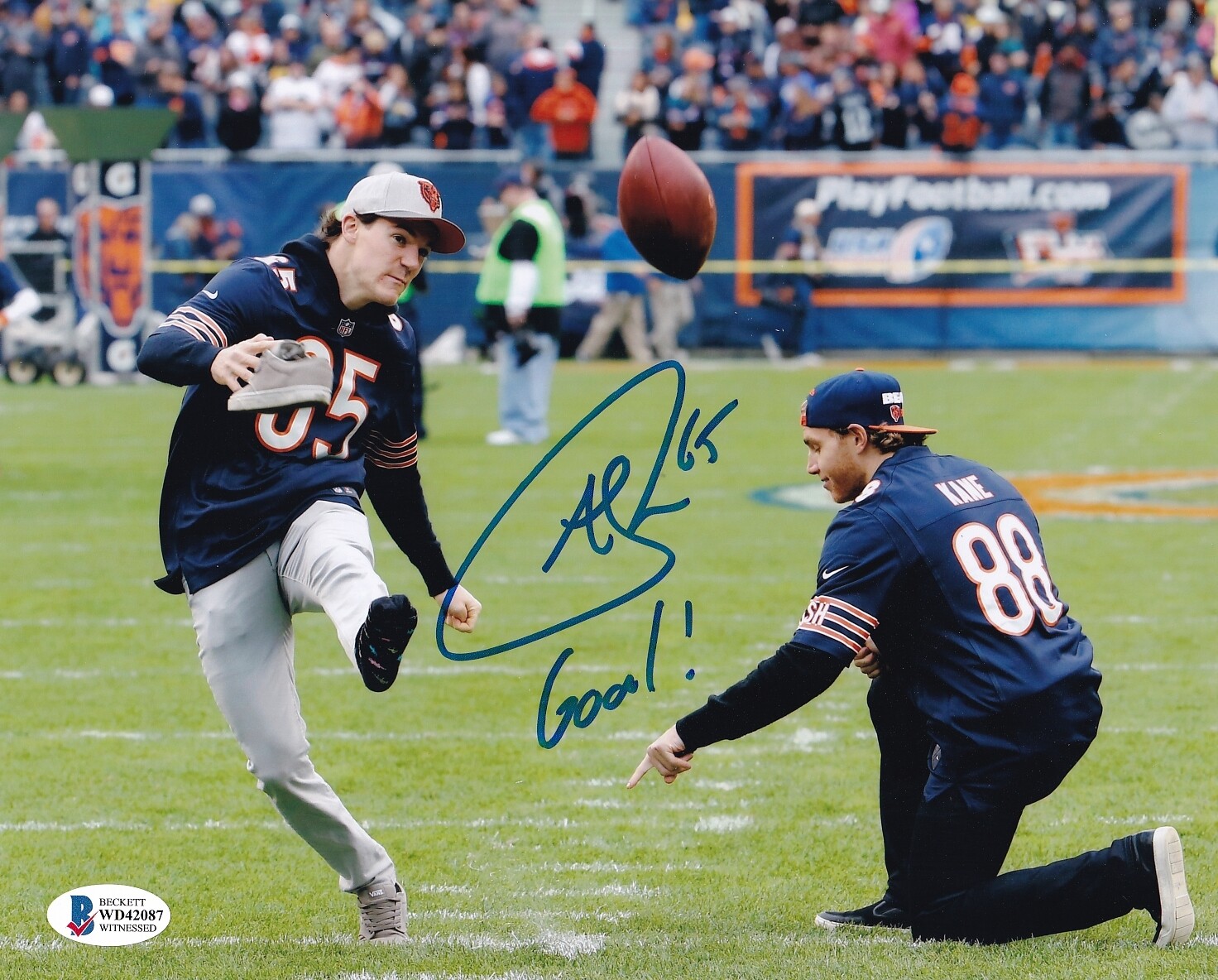 Patrick Kane Autographed Memorabilia Signed Photo, Jersey, Collectibles & Merchandise