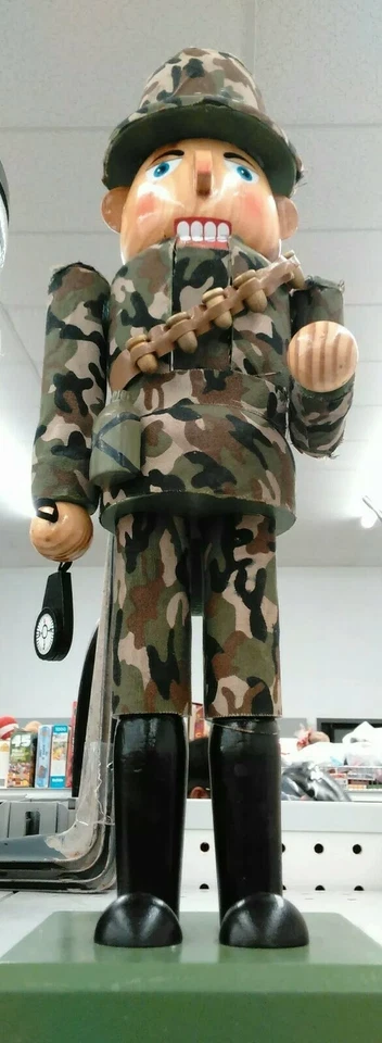 Cascanueces Camuflaje Ejército Militar de Estados Unidos Edición Limitada Madera GI 14 pulgadas 2007 Foto 2 de 4