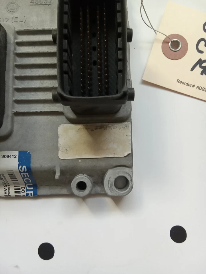 OEM 2000-2005 Saturn L300 Vue Engine Computer | 0261204591 - Image 3 of 3