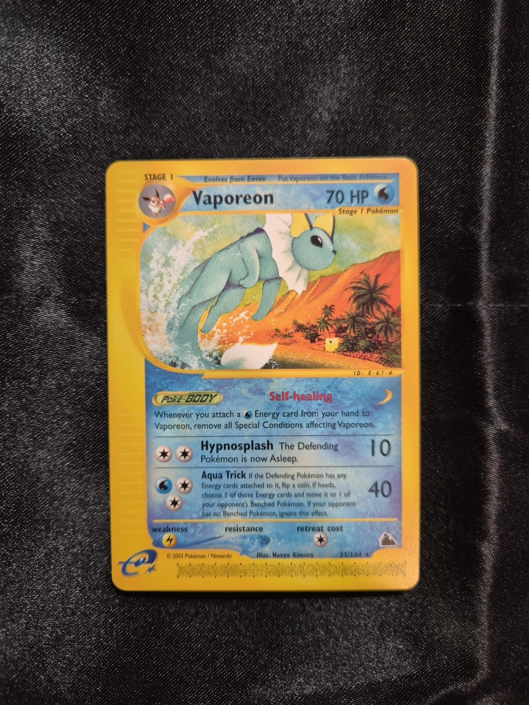 Pokemon Vaporeon 33/144 Skyridge Regular