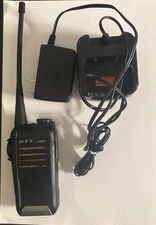 HYT UHF 400-470MHz Portable TC-518U Business Two Way Radio With Charger