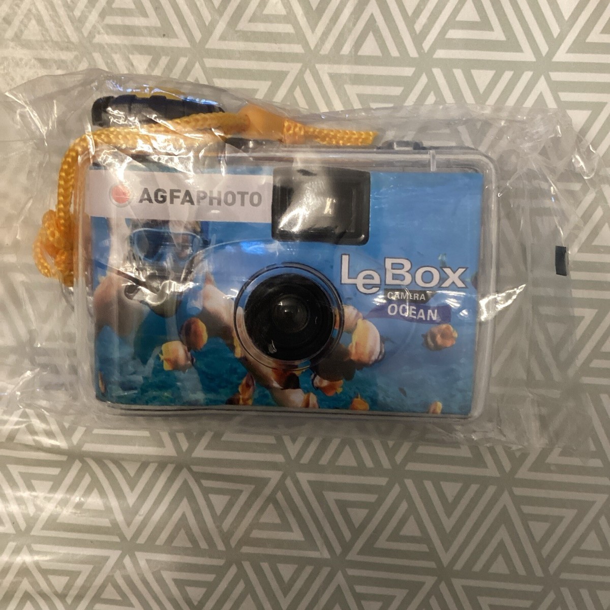 AGFA Le Box WATERPROOF Single Use Camera DATED 04/26 UK