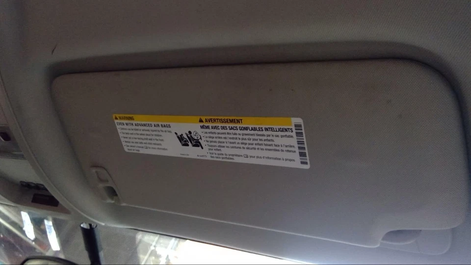 Used Right Sun Visor fits: 2009 Chevrolet Suburban 1500 new style smooth door sk - Image 2 of 4