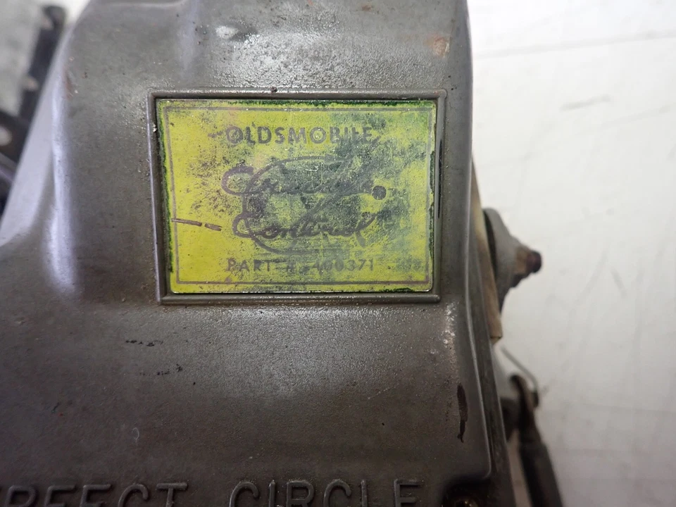 1967 1968 Oldsmobile Cruise Control Unit GM # 400371 - Image 2 of 4