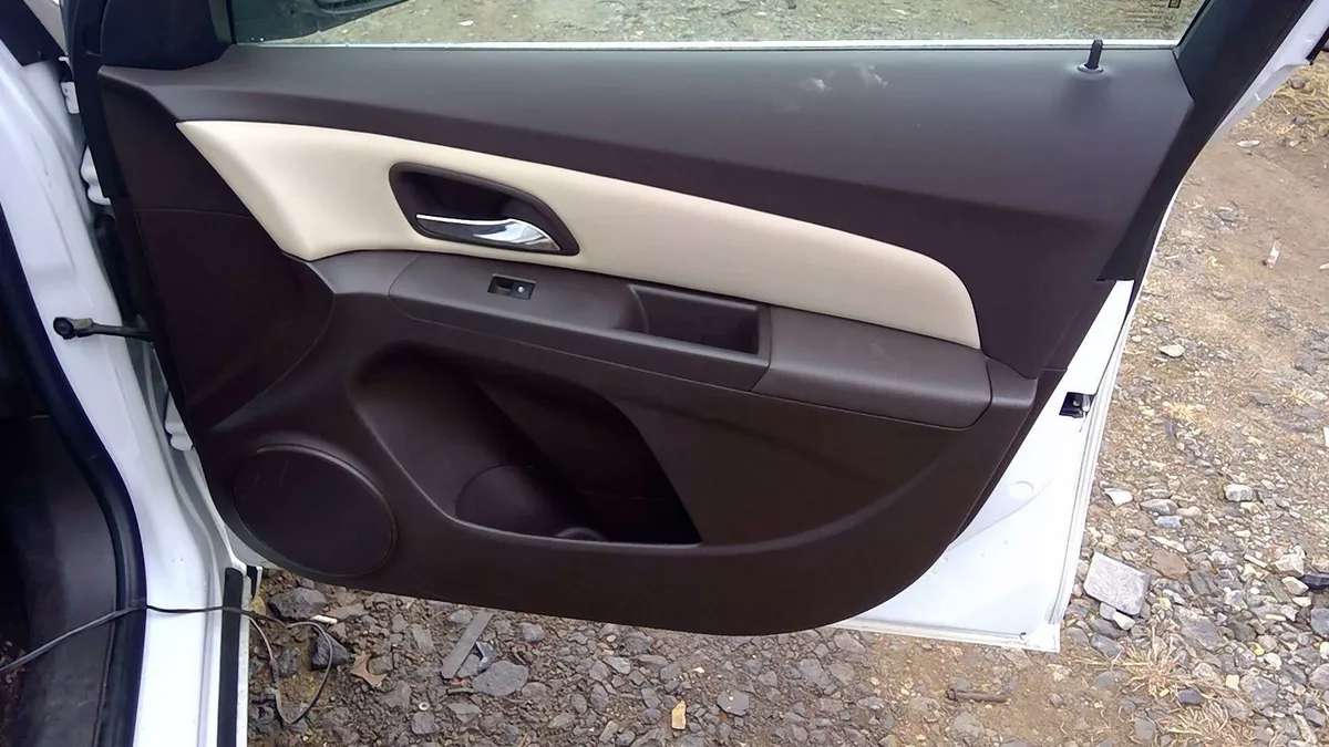 2012 2014 Chevy Cruze Front Door Panel RH Passenger Cocoa