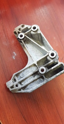 BMW 1 3ER 116i 118i 120i 318i 320i Klimakompressor Halterung 7505980