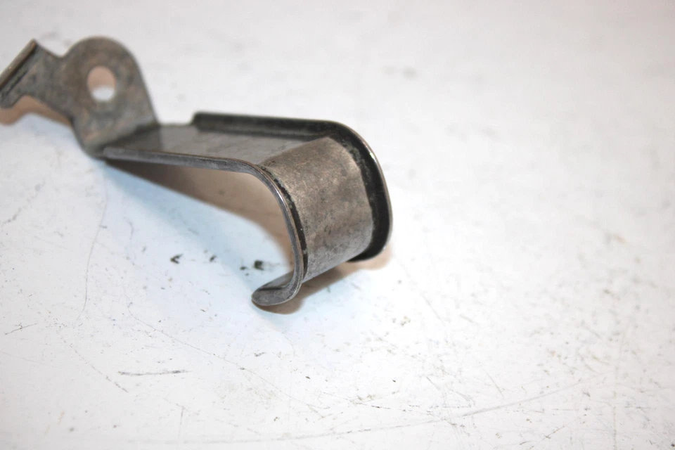 00 Soporte de manguera de freno OEM Yamaha Sx500r 8DF-25886-00-00 SY0 Foto 4 de 4