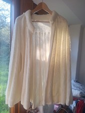 Beautiful Vintage Wool Ivory Cape. Side Slit Pockets For Ease. One Size