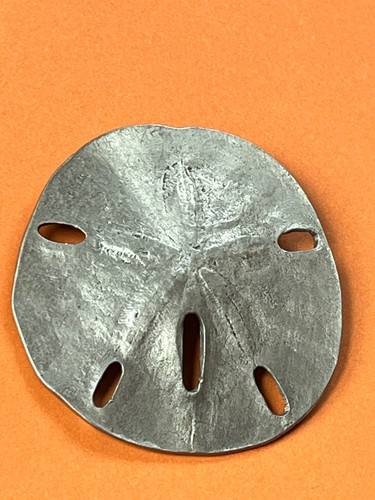 Large REN Signed Marked Silver Dollar SIlvertone Ocean Beach Wear Brooch Pin - - Picture 4 of 8