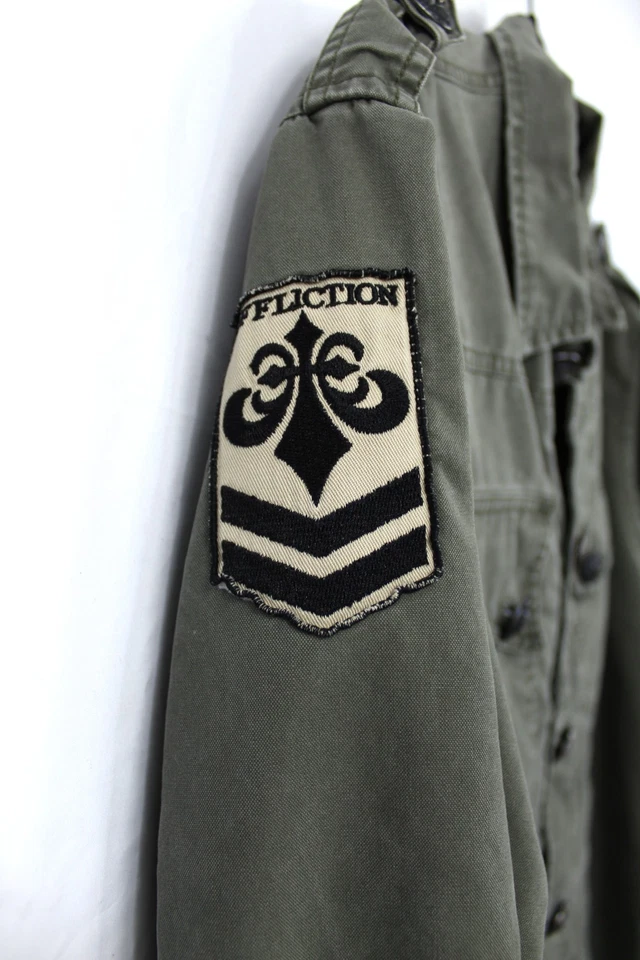 CAMISA MILITAR MEDIANA HOMBRE AFLICCIÓN EJÉRCITO VERDE OLIVA CALAVERA PARCHE ALGODÓN RARA Foto 3 de 4