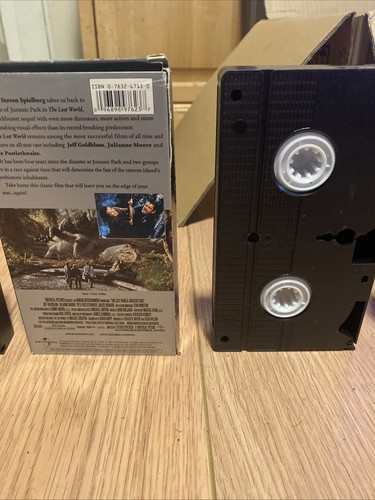 LOT Jurassic Park Trilogy VHS # 1,2,3 Jurassic Park, The Lost World , Jurassic 3 - Picture 6 of 7