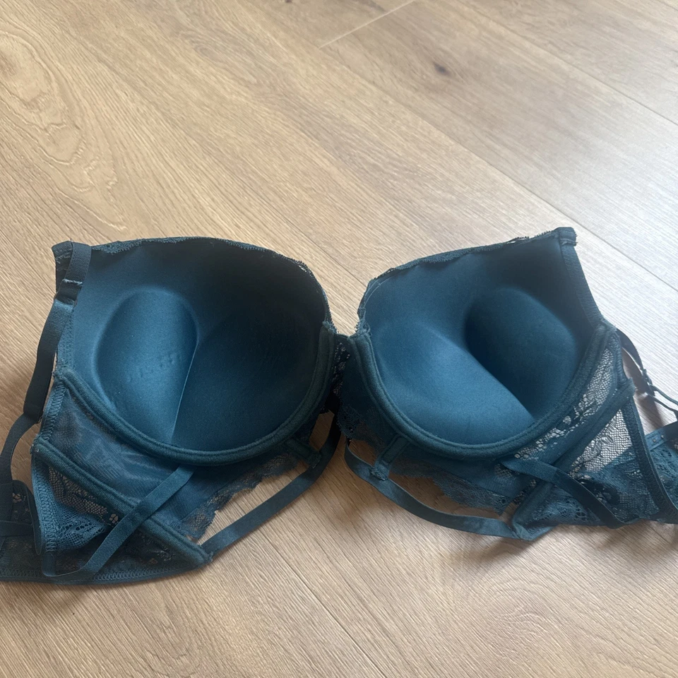 BH 85E Kleiner Hauch einer Corsage   - Bild 3 von 4