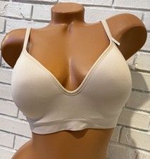 Victoria  s Secret PINK Seamless Push-up Sports Bra Cream Size L