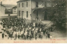 VOSGES  MANDRES SUR VAIR colonie scolaire préparatifs