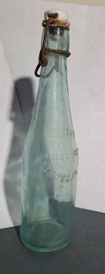 Gutsch Brewing Co Sheboygan Wisconsin Beer Bottle Blob Top Wire Bail