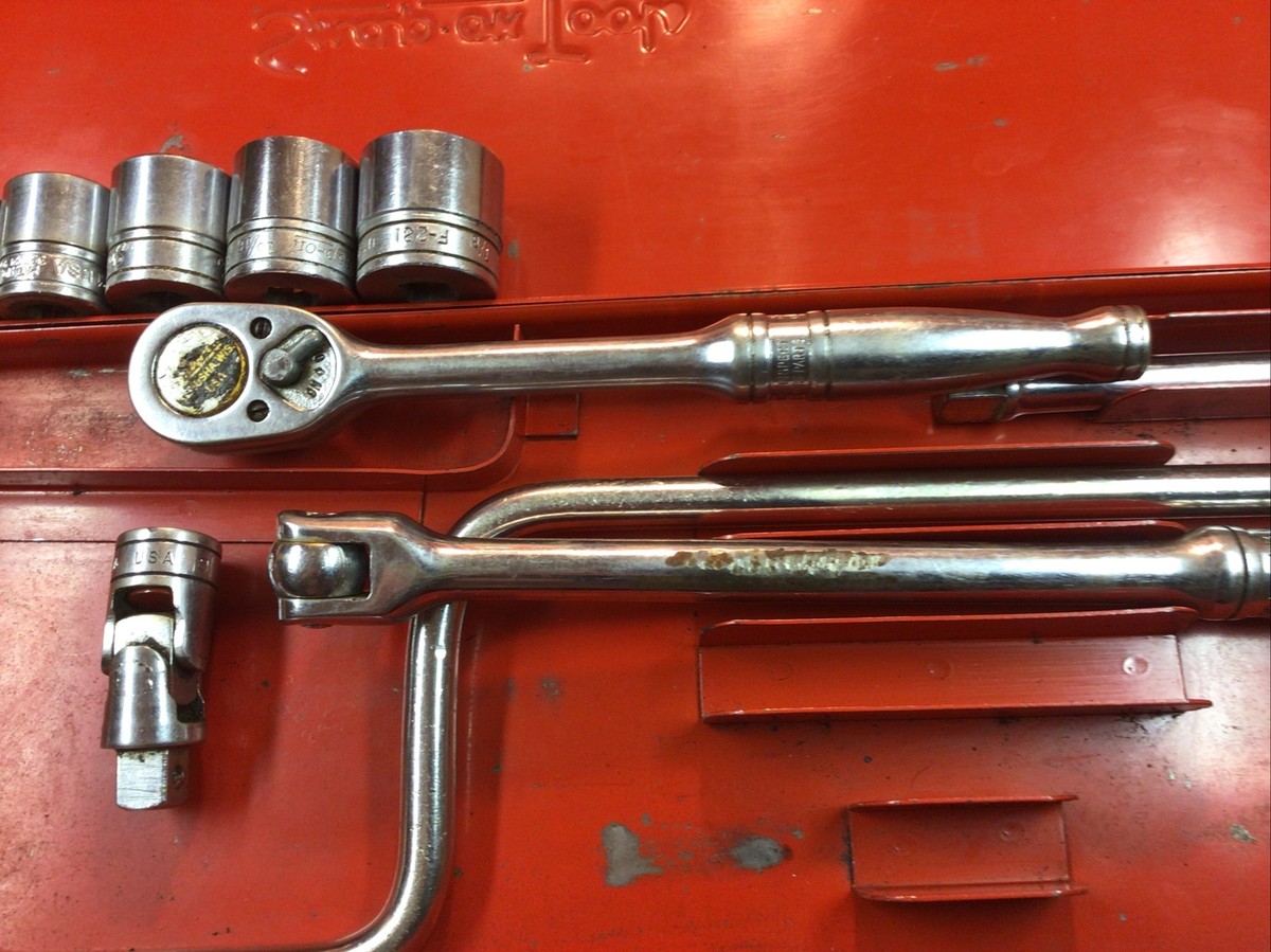 Snap On - 3/8”Dr., Chrome, 12 Pt. General Service Set in a #KRA281
