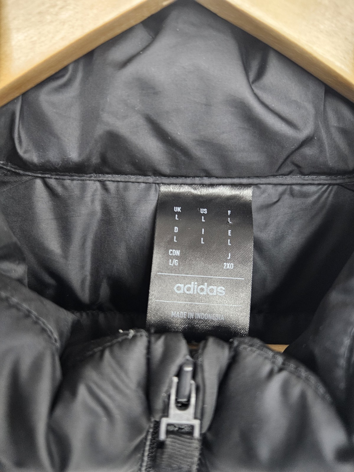 Adidas Essentials down puffer jacket outerwear go… - image 2