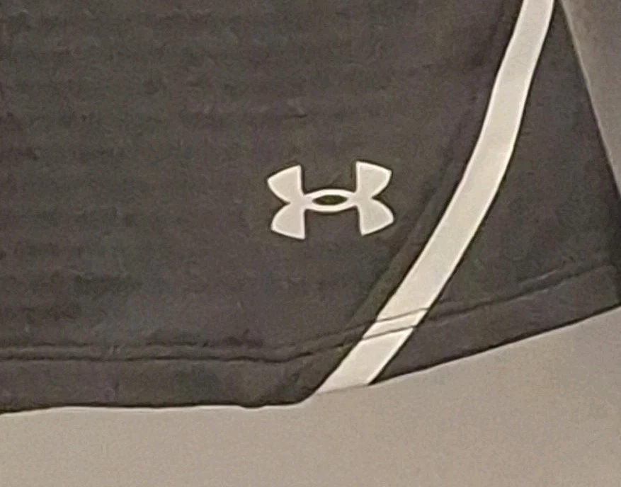 Under Armour 1386417 Para Mujer XS Desaparece Clima Frío 1/2 Cremallera, (001) Negro/Reflejo Foto 2 de 4