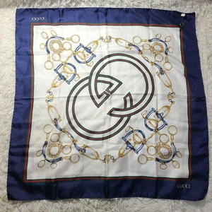 Foulard GUCCI soie blanc marine imbriqué G GG ligne transparente 34,3 x 34,3 pouces