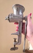 Vintage Universal No 2 Meat Grinder Food Chopper Manual Hand Crank USA Cast Iron