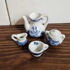 Miniature Blue Willow Tea Set 5 Pieces Birds Crane Trinket Mini Dollhouse Cottag
