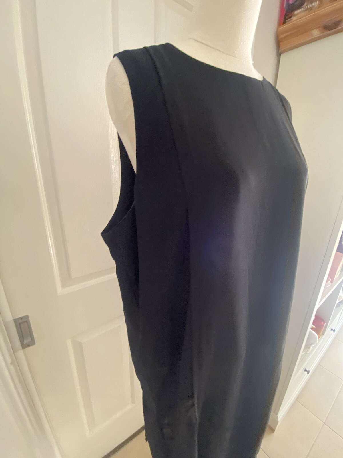 Picture 2 of 6