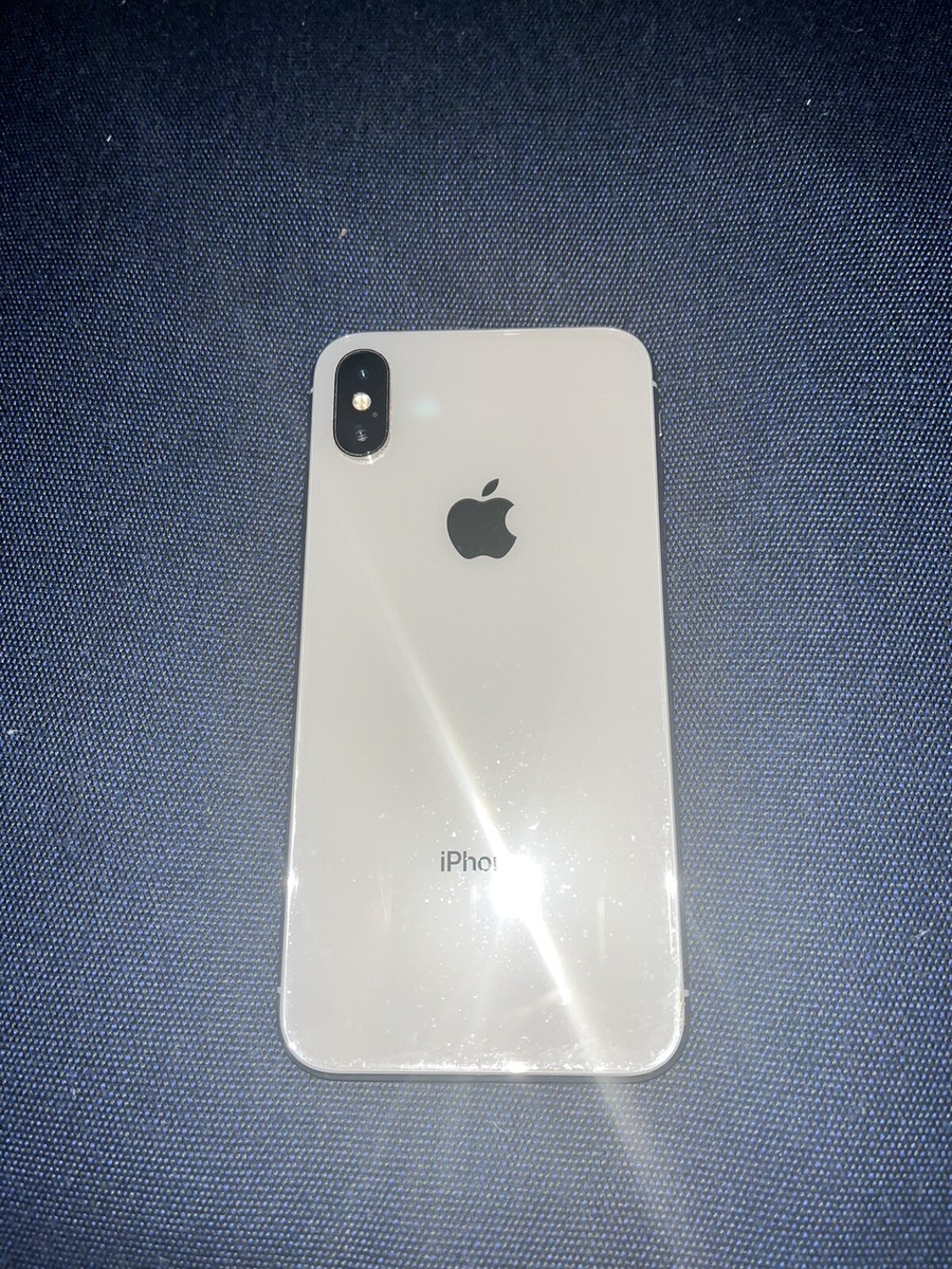 Apple iPhone X - 64GB - Unlocked