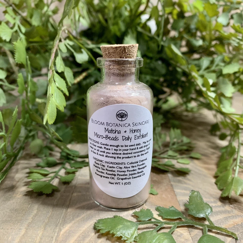 Exfoliante facial | Cuidado orgánico de la piel | Exfoliante facial | Exfoliante facial iluminador de la piel Foto 3 de 4