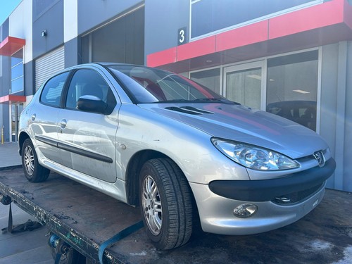 PEUGEOT 206 REAR BUMPER XT/XR, UNPAINTED MOULD, 1.4/1.6, 10/99-11/07 - Picture 7 of 11