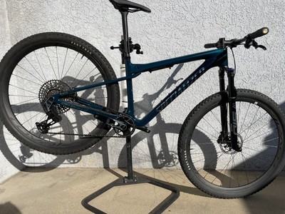 2023 Specialized Epic World Cup Pro Size M Medium Excellent Condition