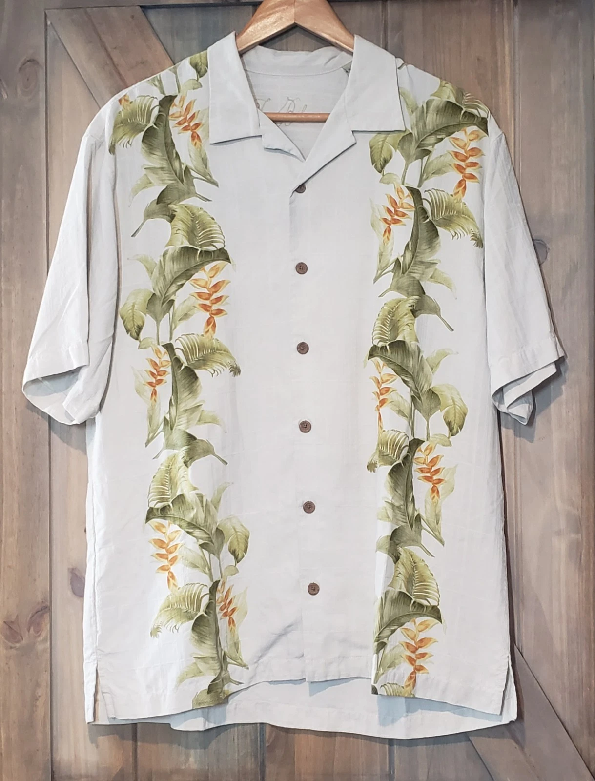 Tommy Bahama Silk Shirt Mens Sz Large Tan Hawaiian Floral SS Aloha Beachy