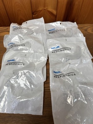 Lot of 6 Philips Respironics DreamWear 1116740 Under Nose Nasal Cushion Small S