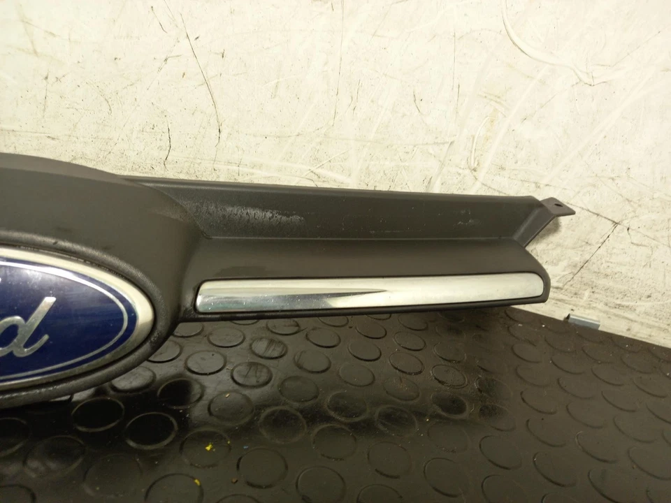 FORD FOCUS GRILLE Mk3 Upper Grille Ebony -21/7/15 2011-2015 BM518200BF  - Image 4 of 4