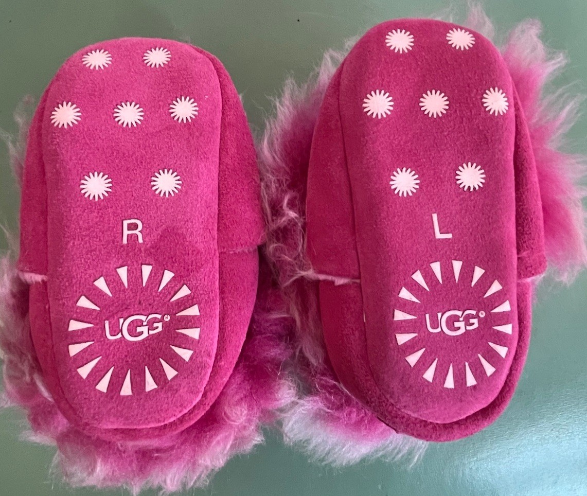Baby Ugg Baby US 4/5 Pink Furry Bunny Ears Slippers New | eBay