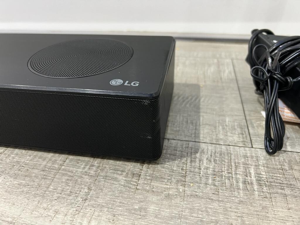 LG SN7CY 3.0.2 Dolby Atmos® High Resolution Audio Wireless Sound Bar eBay