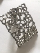 Vintage EmJ Early EMMONS Silver Tone Cut-Out Floral  Clip Earrings 