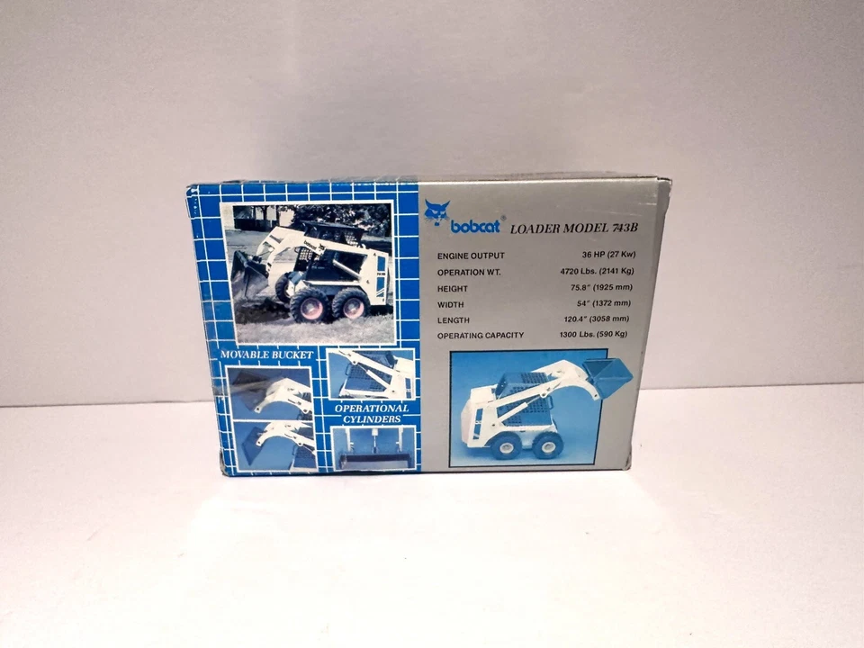 Wan Ho Melroe Co. 1:19 Bobcat Loader Model 743B Diecast Construction Equipment - Image 3 of 4