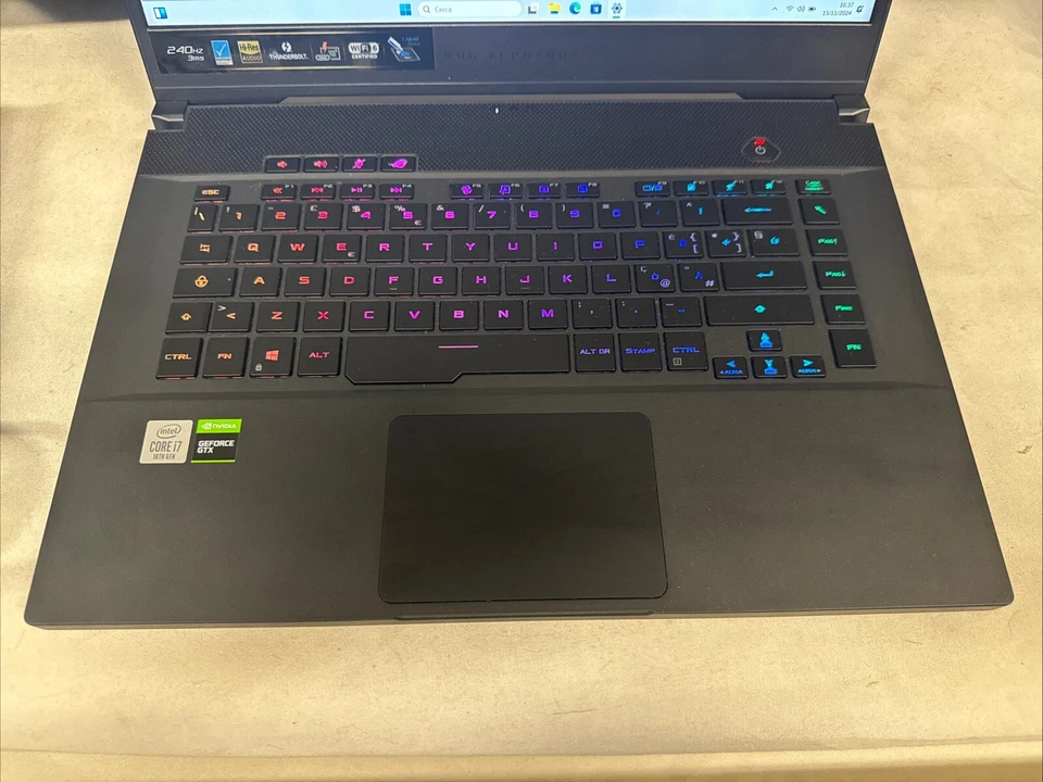 ASUS NOTEBOOK ROG ZEPHYRUS M15 I7-10750H 2,60GHz 16GB/512GB SSD GTX1660Ti-6GBD - Immagine 2 di 4