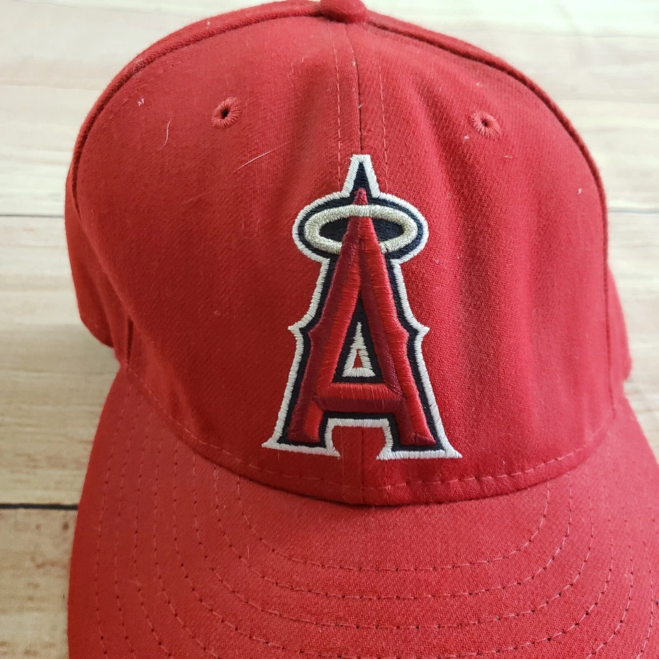 Los Angeles Angels Hat Cap Adult 7 1/4 Fitted Red White Baseball New Era Mens - Image 2 of 4