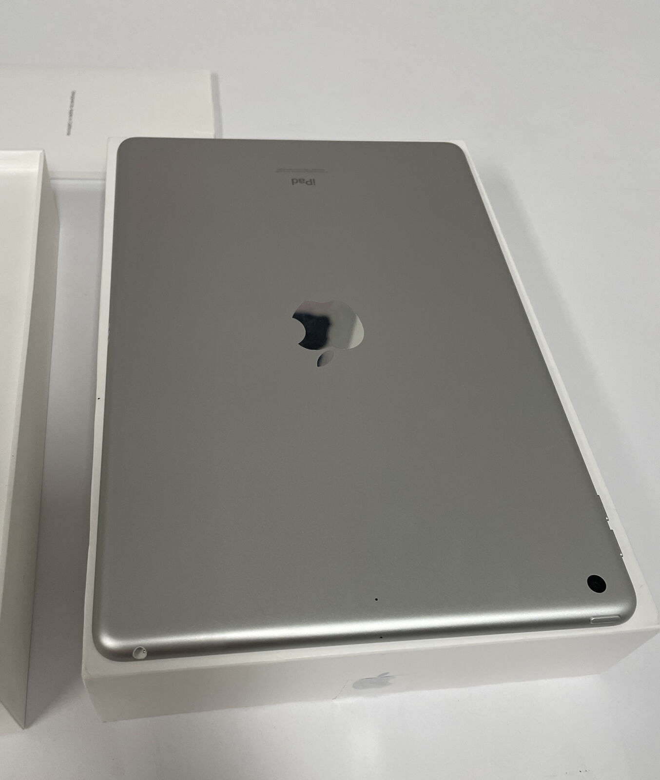 NEW! Apple iPad 9th Gen (2021) 64GB/256GB, WiFi, Tablet - Silver/Space ...