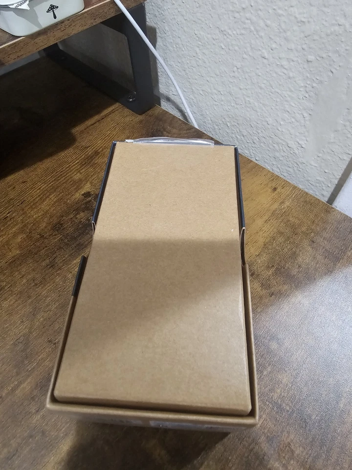 Timbre Video Seguridad SimpliCam SIMPLISAFE - Modelo SSDB3, Blanco, Nuevo en Caja Foto 3 de 4