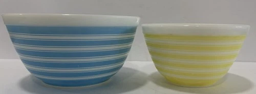 Set Of 2-Vintage Pyrex Striped Mixing Bowls Blue #402 & Yellow #401