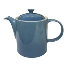 Le Creuset Grand Tea Coffee Pot 1.4 Qt Chambray Blue Stoneware NEW