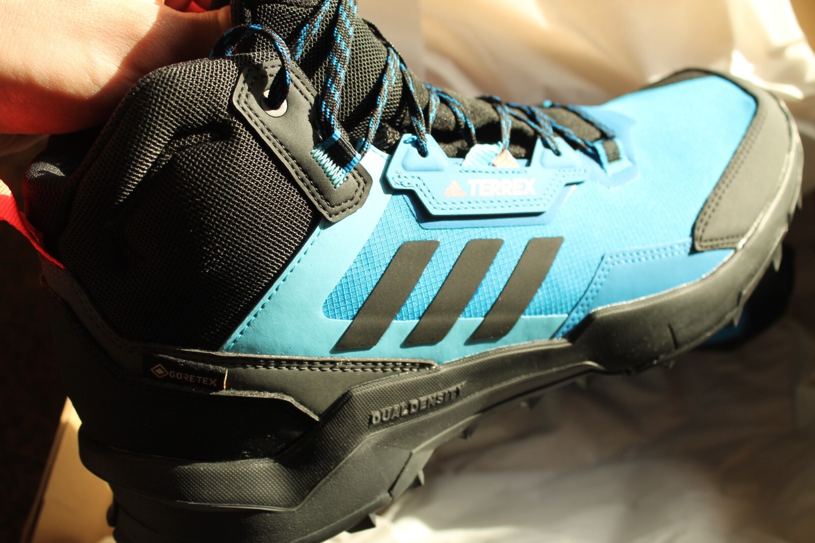 NEW MENS ADIDAS TERREX AX4 MID GORE-TEX HIKING WALKING SHOES 10-11.5 |  海賊つうしん。