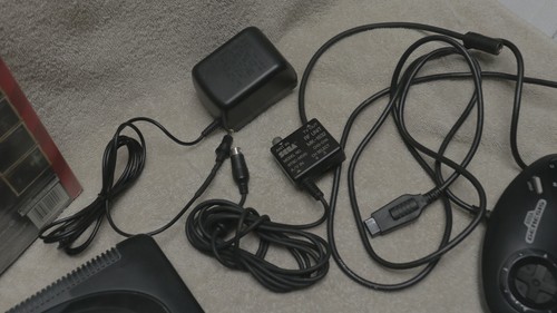 SEGA Genesis Model 2 Console w/ OEM Controller, Cords & Mortal Kombat 3 - Picture 7 of 14