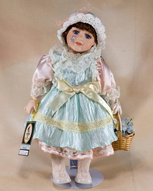 Geppeddo Happy Easter Emily Porcelain Doll 12" With Stand and Box eBay