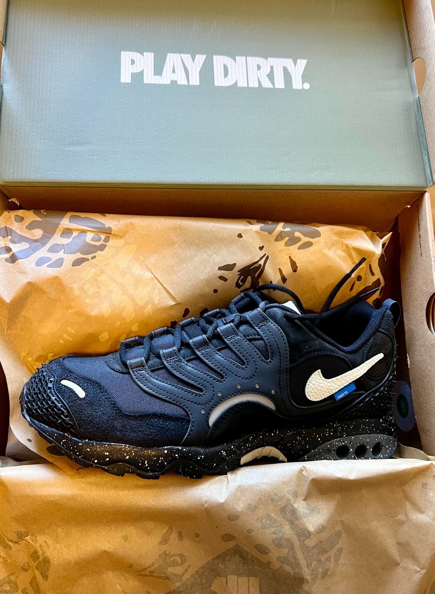 Size 10.5 - Undefeated x Nike Air Terra Humara Low Black